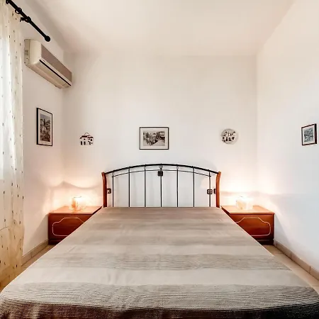 Casa vacanze Holiday With Sea View In Paralia Avlidas