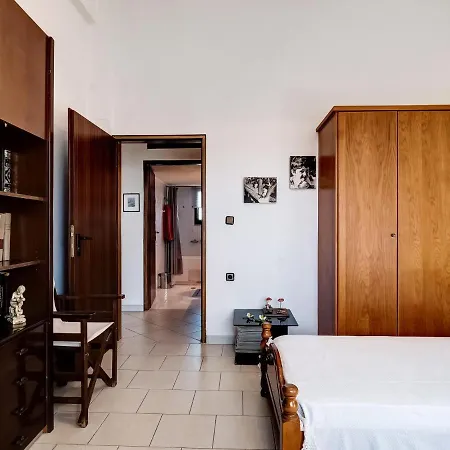 Holiday With Sea View In Paralia Avlidas *