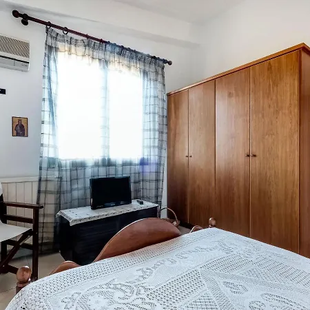 Holiday With Sea View In Paralia Avlidas *