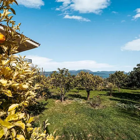 Holiday With Sea View In Paralia Avlidas *