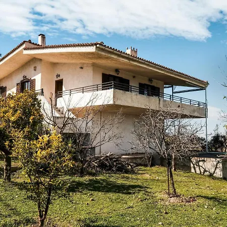 Holiday With Sea View In Paralia Avlidas Casa vacanze Dhílesi
